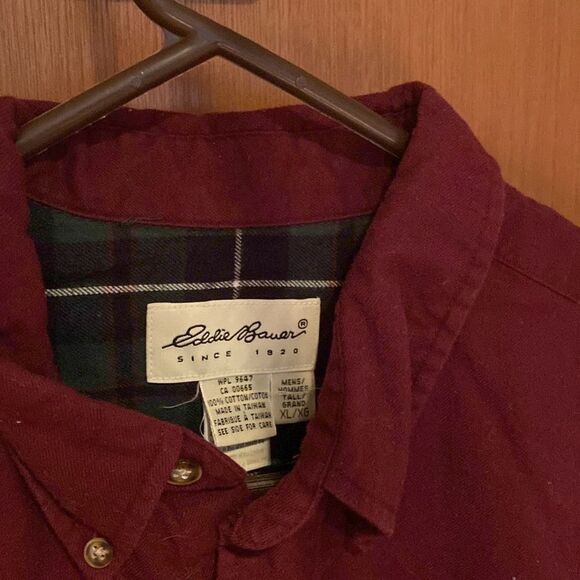 Eddie Bauer Mens XLT Material like flannel button down long sleeve - Picture 4 of 9